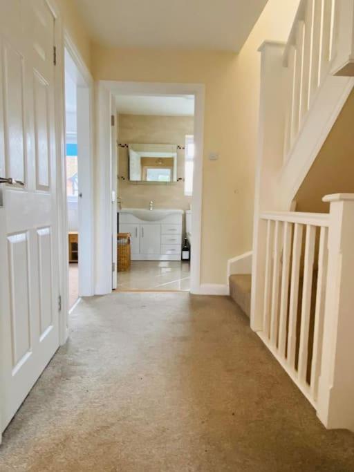 Villa Family Relax In The Seaside Town With Parking Hastings Exterior foto